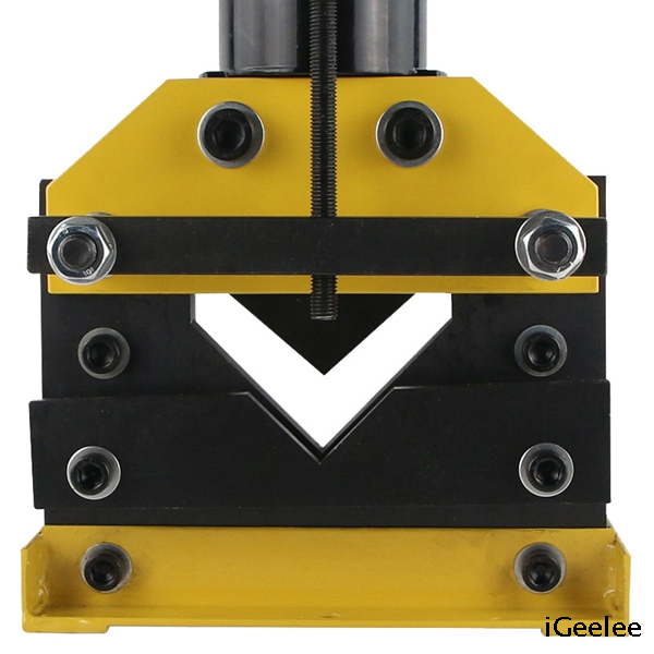 Hydraulic Angle Iron Cutting Tool CAC-75/110 with Cutting Force of 200/300KN, Has The Advantage of Quick Cutting, No Scrap Iron, Smooth Surface of Cutting Flat